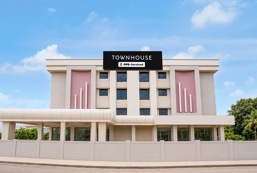 Super Townhouse RTO Office Silvassa Formerly Hotel Utkarsh