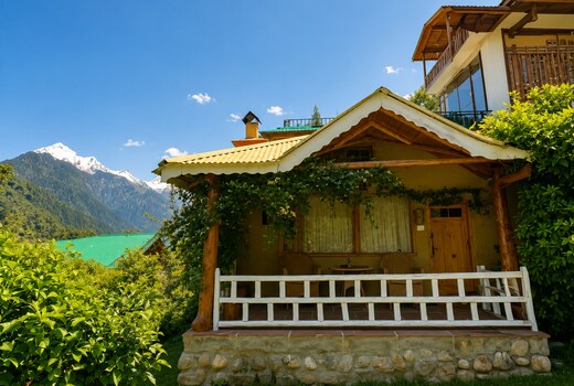 Vishuddhi Mud House-Relax & Reconnect by Homeyhuts