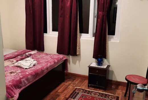 Hotel Chandni