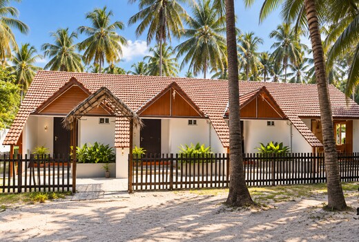 Coraline Beach Resort