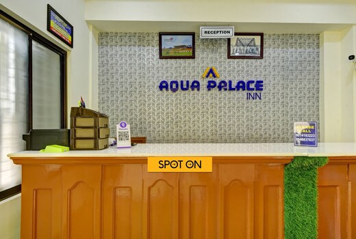 Aqua Palace Inn Iritty