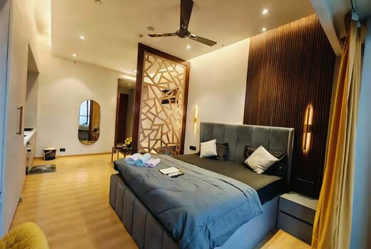 Luxury Studio with Balcony - Galaxy Blu Sapphire
