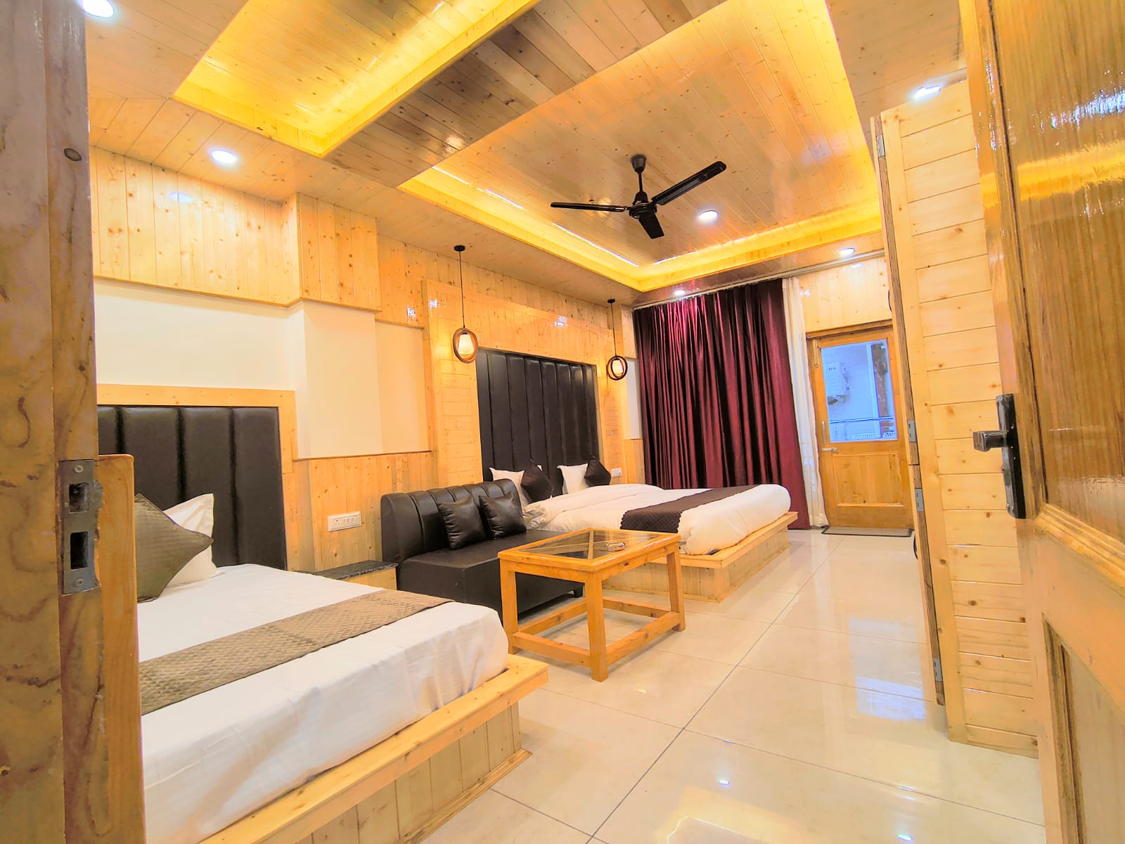 Hotel Pine Tree