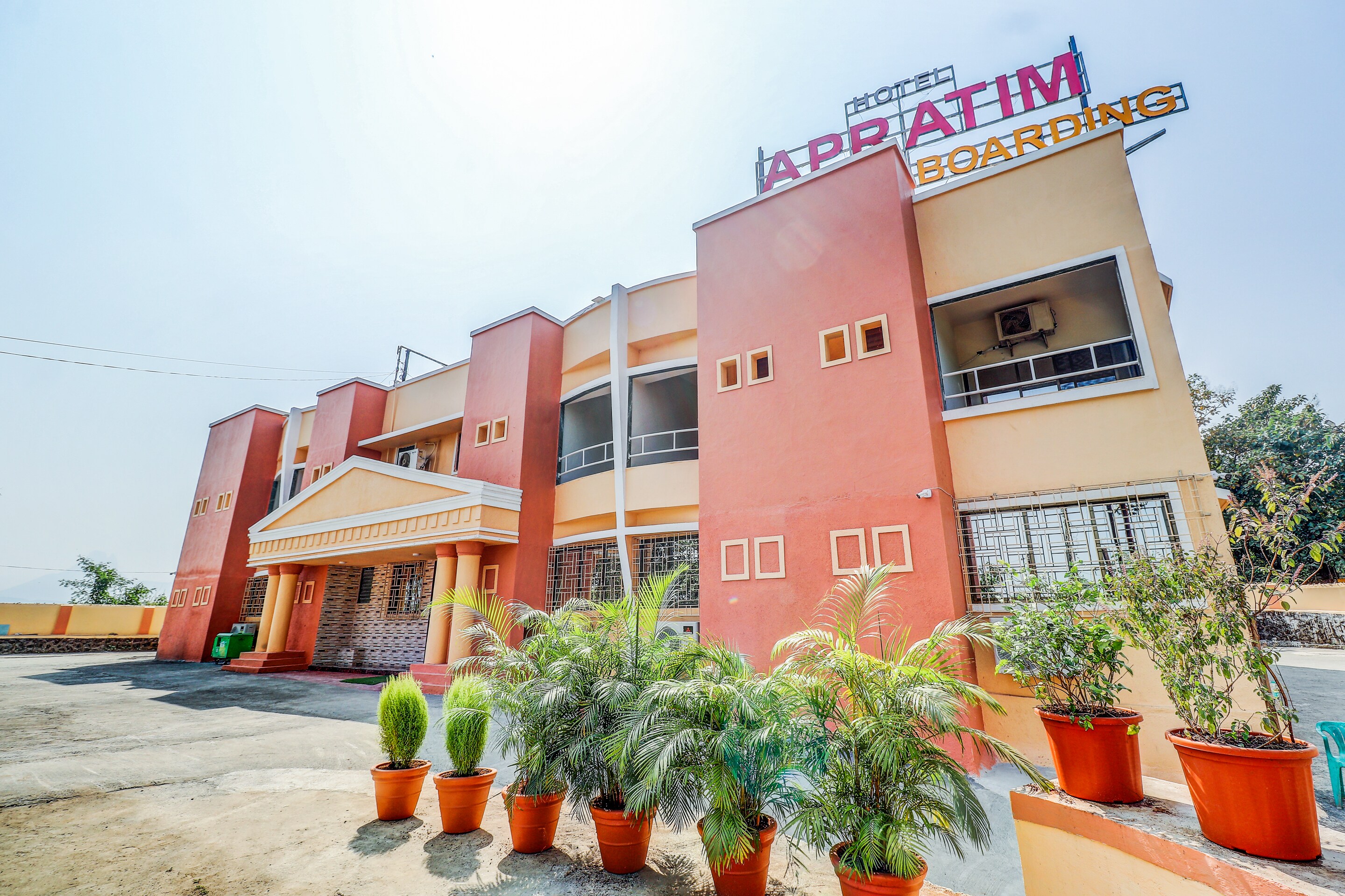 Hotel Apratim