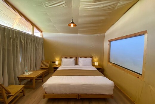 Pangong Retreat