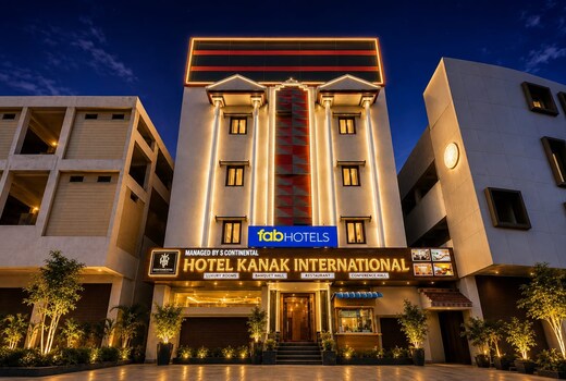 FabHotel Kanak International