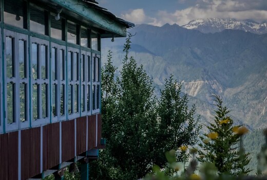 Mountain Eyr
