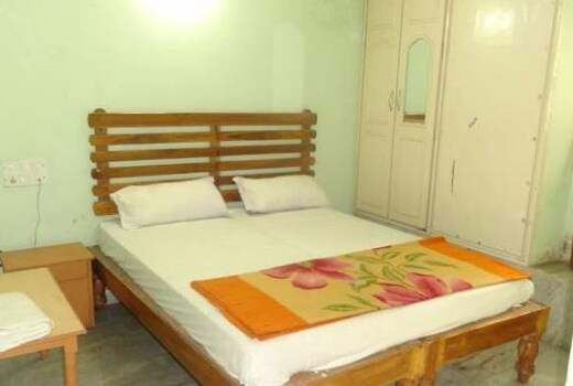 SAI SUDHA LODGE