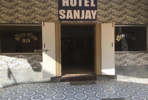 Hotel Sanjay