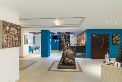 Al Hail Waves Hotel Managed By Centara