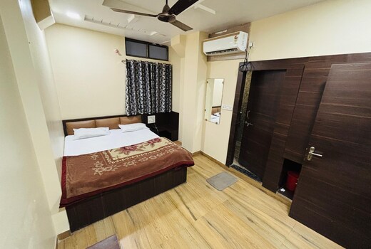 HOTEL SHRI KRISHNA