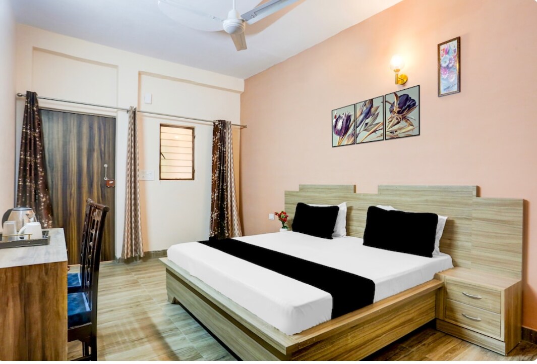 Hotel Amrit Palace