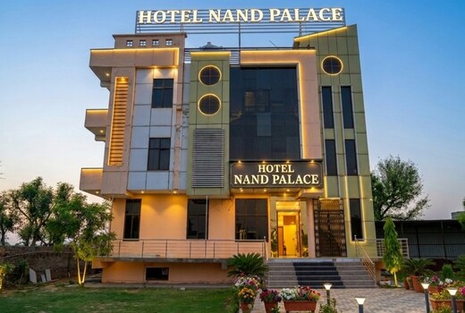 Hotel Nand Palace Hatoj
