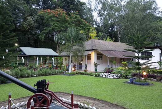 ama Stays and Trails Diffloo Villa Assam