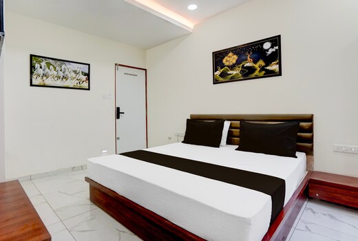 Hotel O Railway Near Vadodra Junction