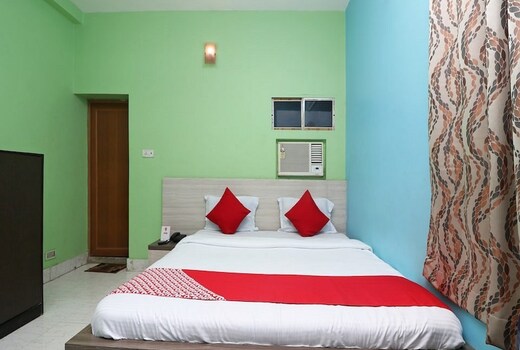 Shining Guest House