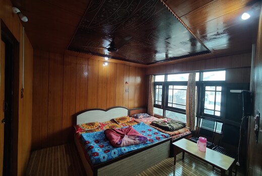 Hotel Sharjah