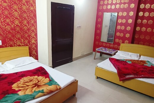 Rishu Palace Lodge