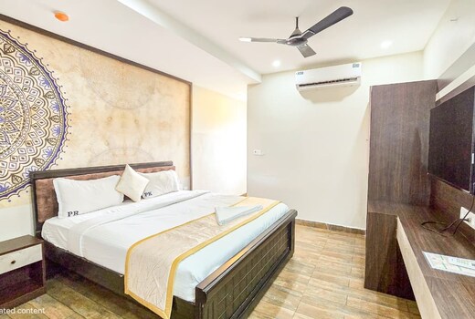 HOTEL PARK KRISHNA (SRI BALAAJI HOSPITALITY)