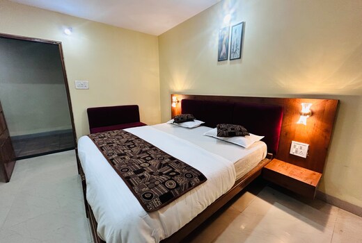Hotel Mourya Inn