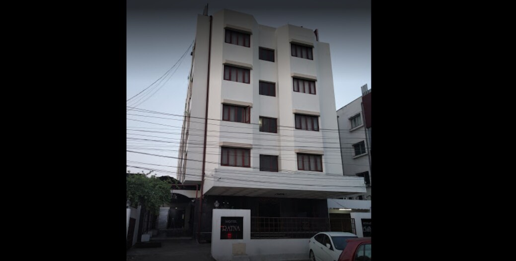 Hotel Ratna