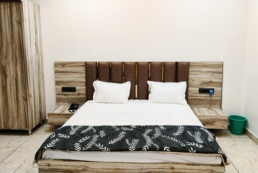 Sky heights hotel