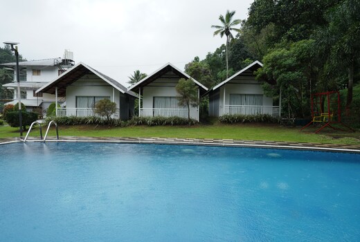 Ayur Green Resort and Spa