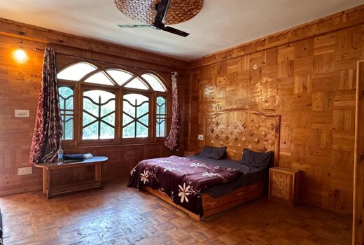 Parma Homestay and Cafe