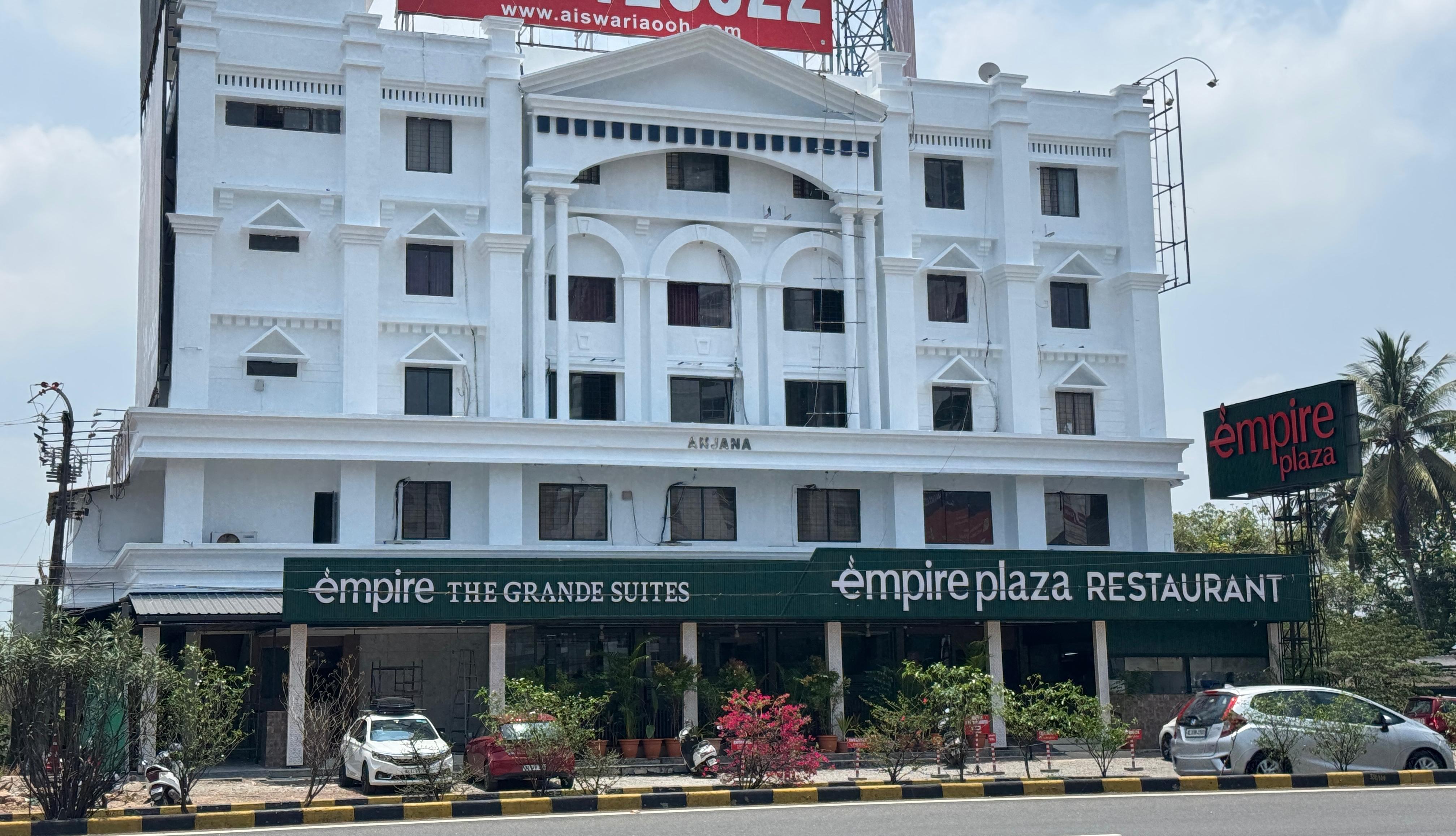 EMPIRE THE GRAND SUITES