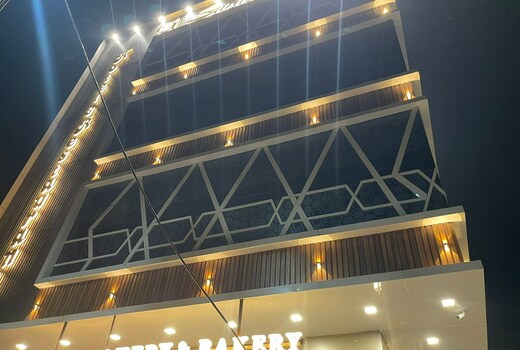 SWASTIK HOTEL AND RESTAURANT