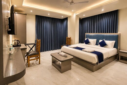 Marina Executive Rooms