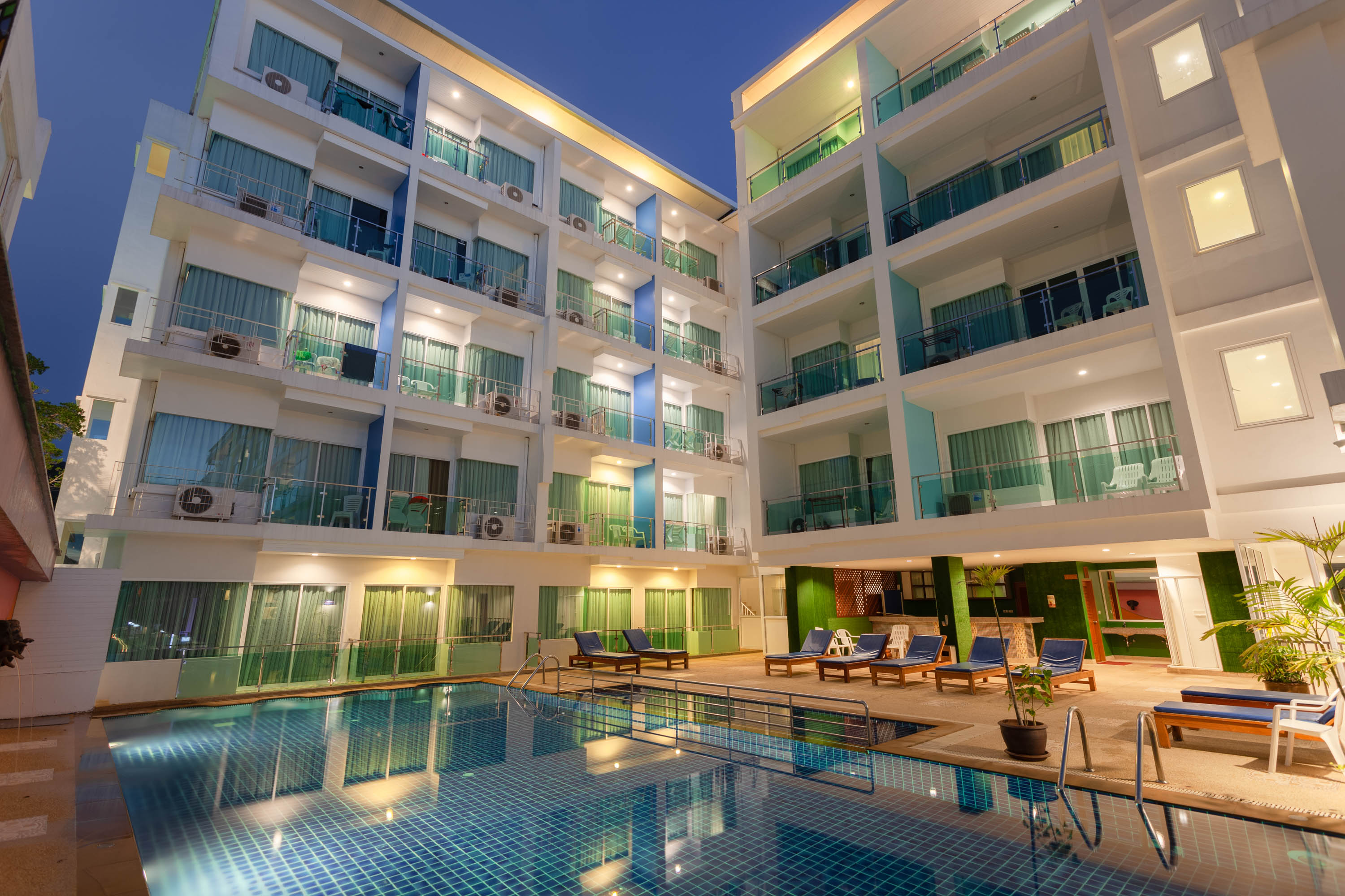 Baumancasa Karon Beach Resort