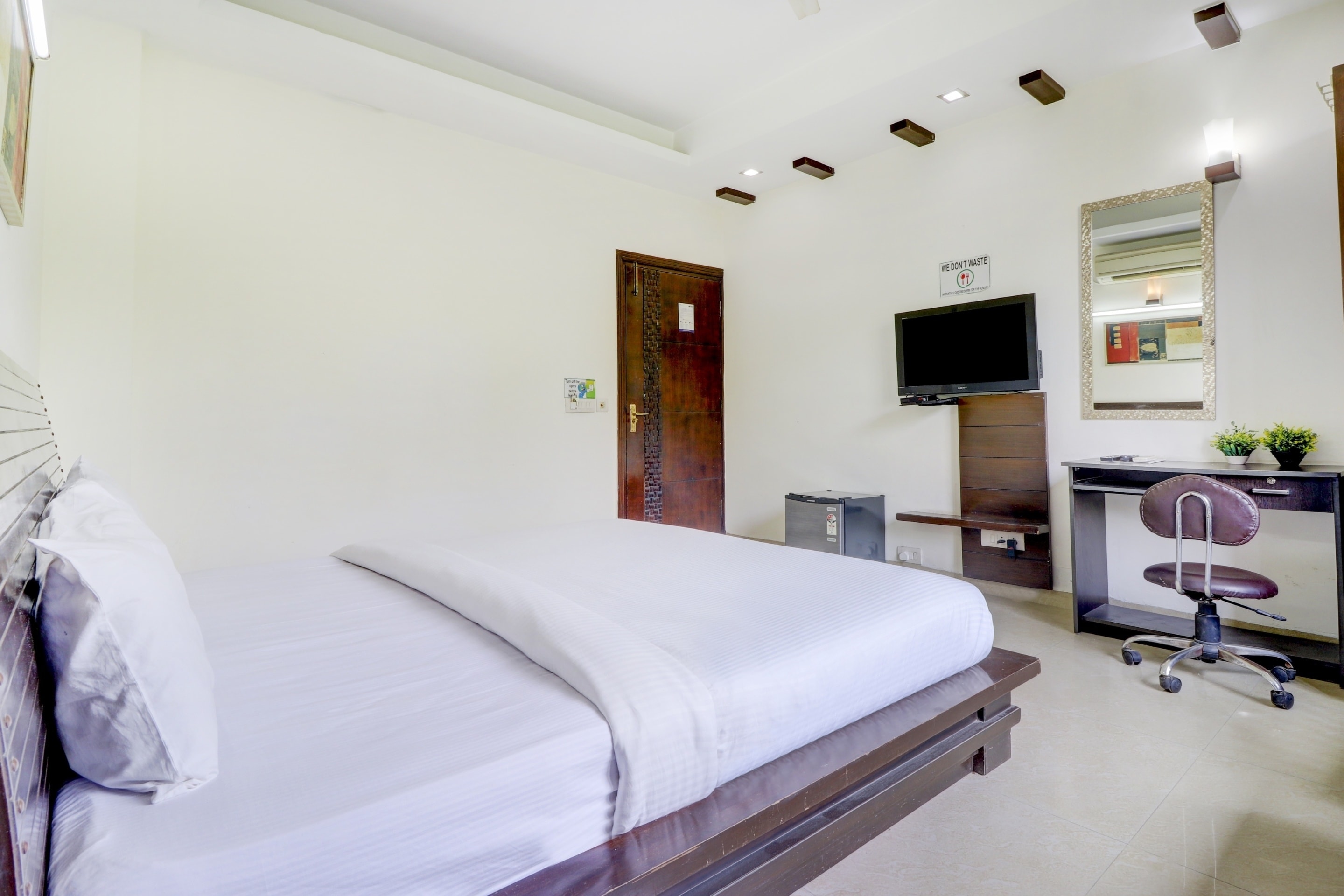 Collection O Marina Suites