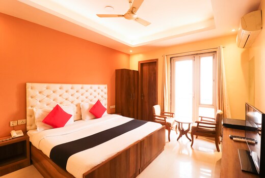 GD House Apartments @ Medanta Medicity