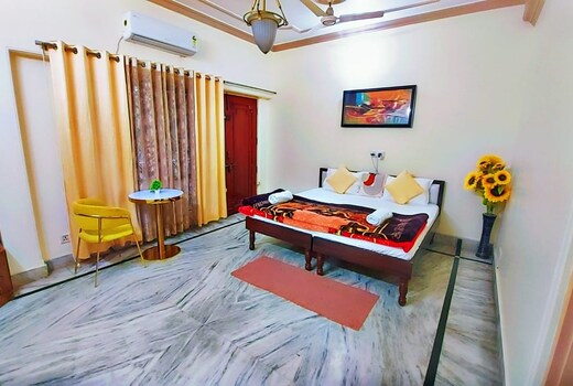Serene Stays | Entire 2BHK Apartment (Ground Floor)