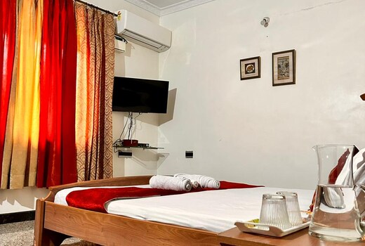 Holiday Home 4 Bedroom Apartment