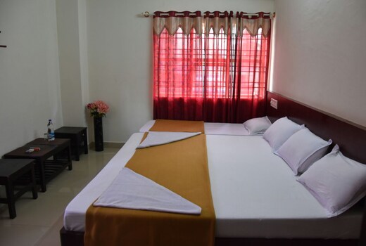 Soans Comforts Deluxe Lodge