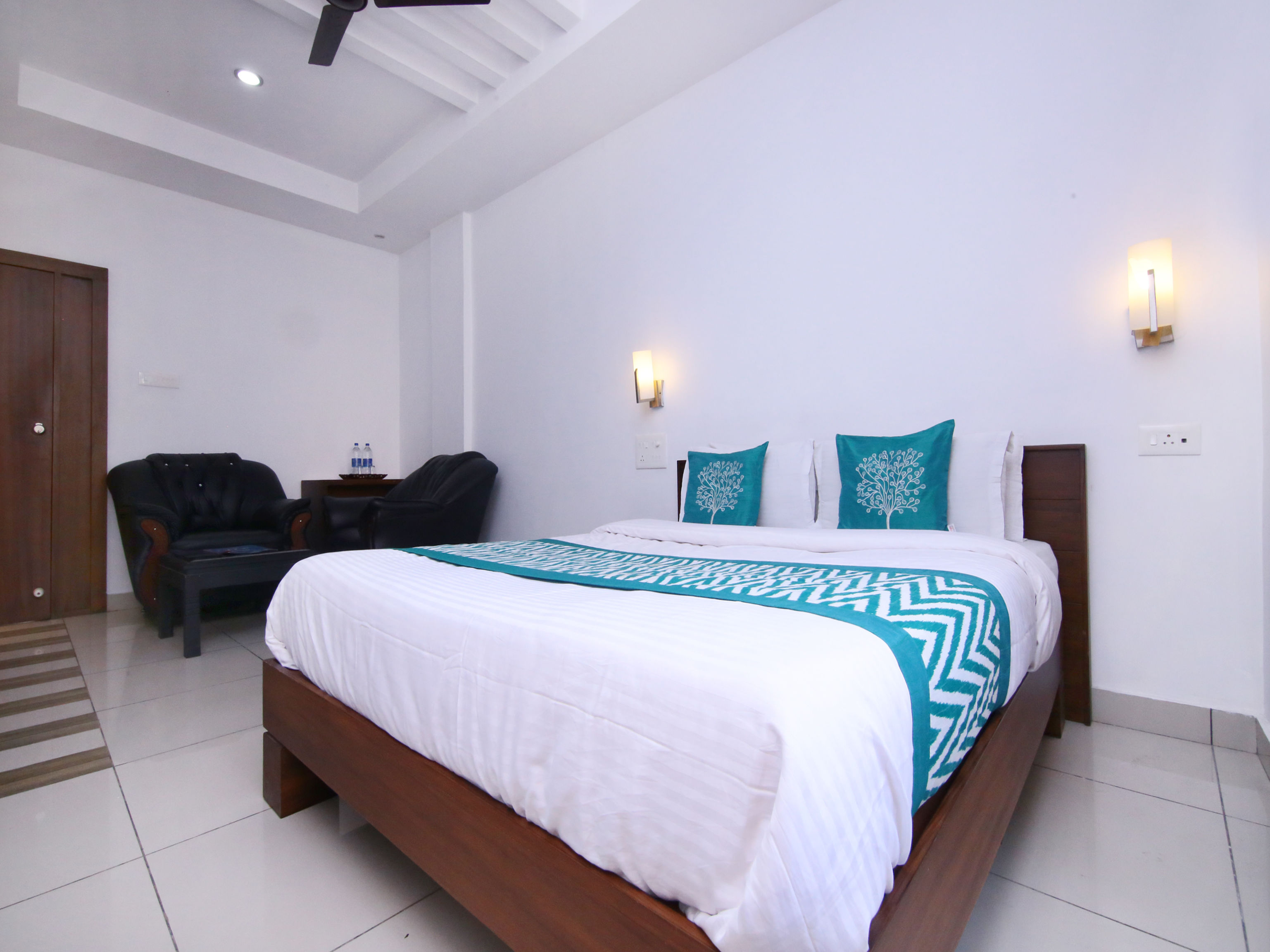 Hotel O Pearl View Residency