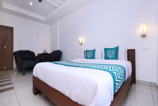 Hotel O Pearl View Residency