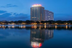 Dolce by Wyndham Hanoi Golden Lake