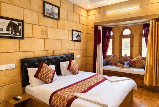 Hotel Jaswant Palace