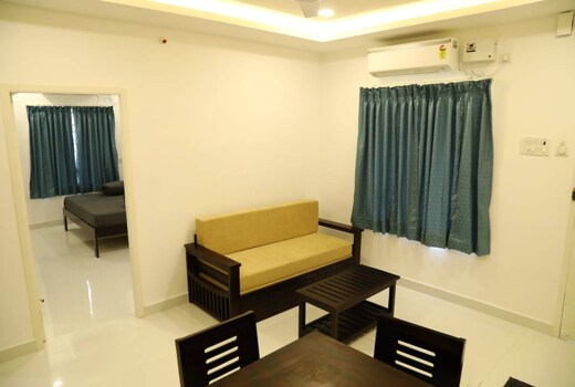 S2 Tulsi 2Bhk Flat T Nagar Shopping Area Chennai