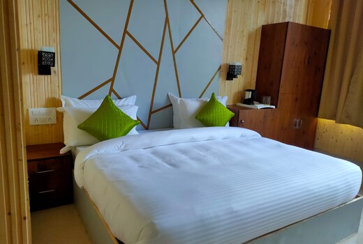 Shail Shikhar Heritage Inn