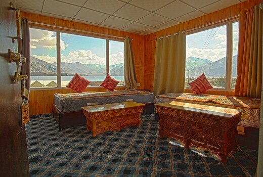 Crystal Lake Resort, Pangong Lake