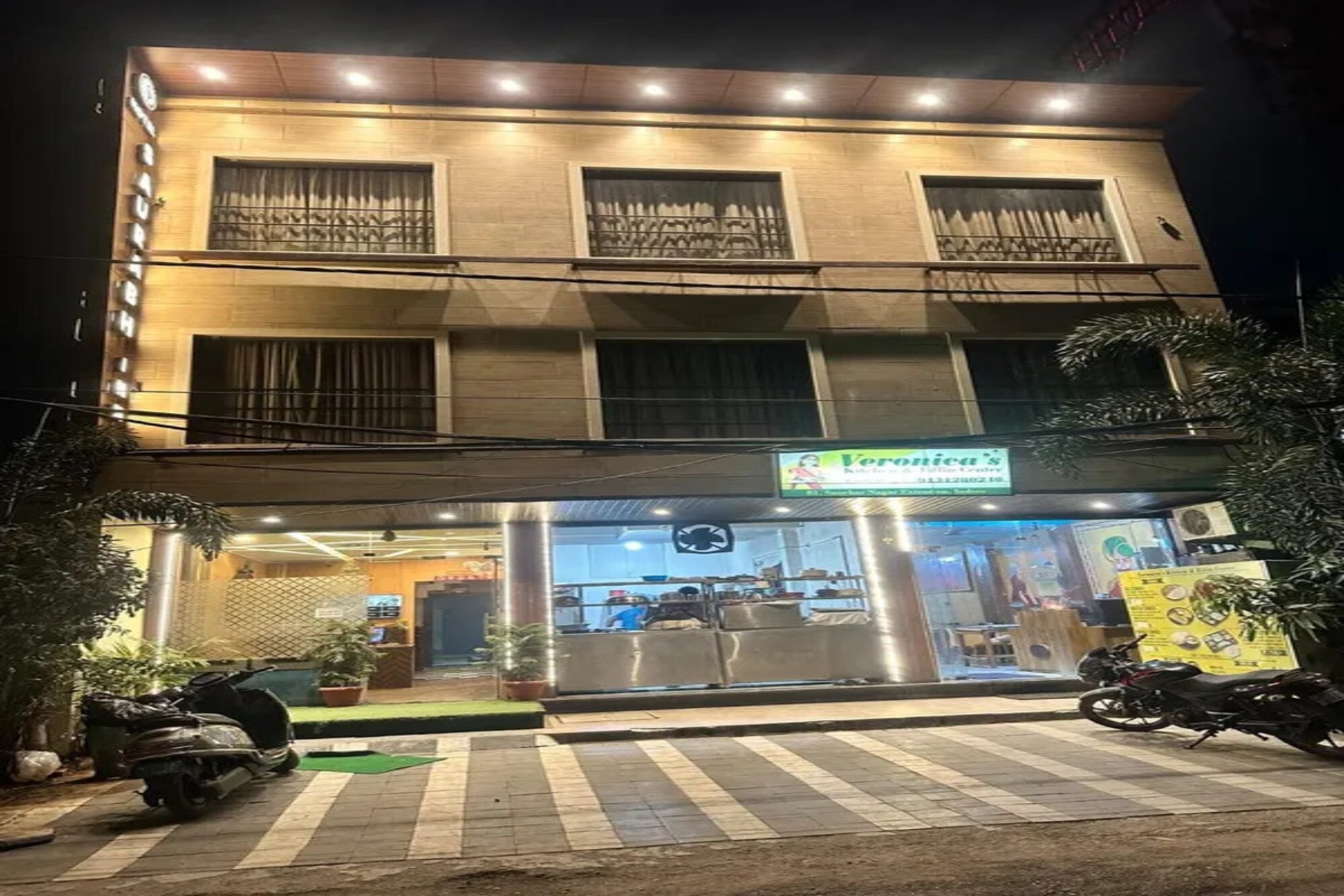 FabHotel New Saurabh Inn