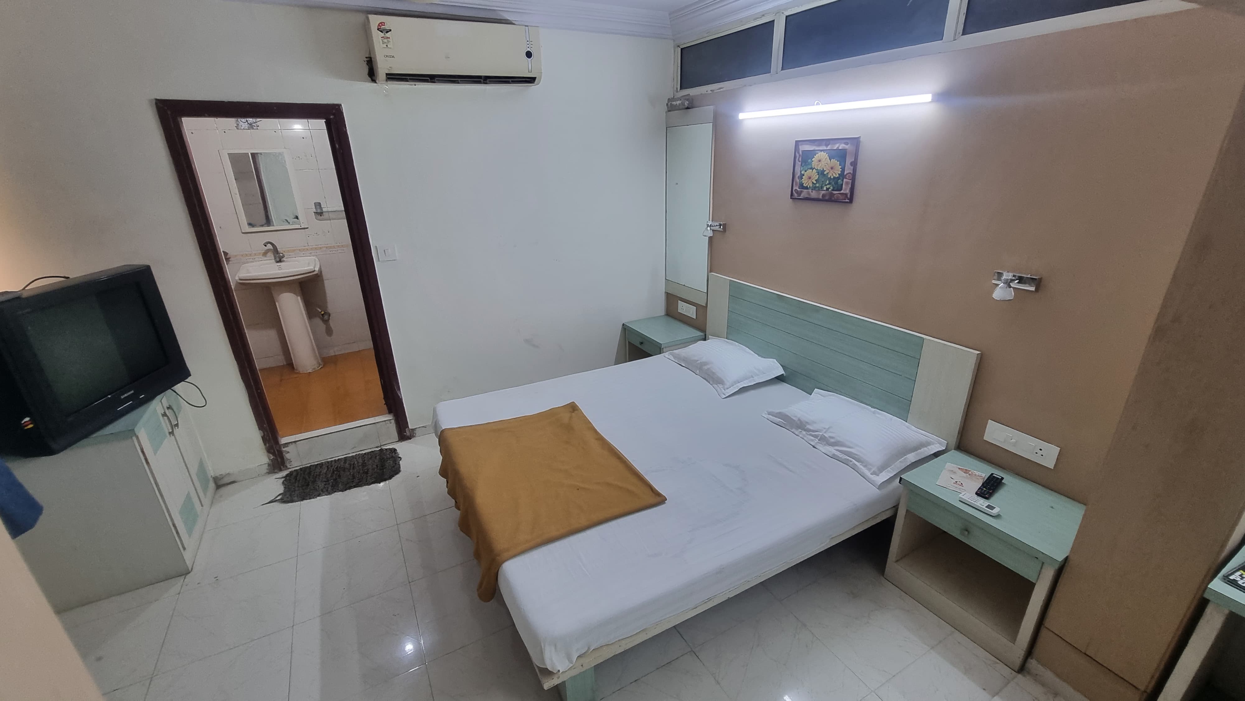 Hotel Safar Inn