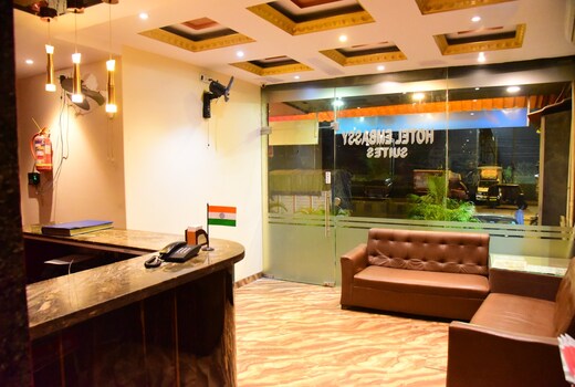 Hotel Embassy Suites