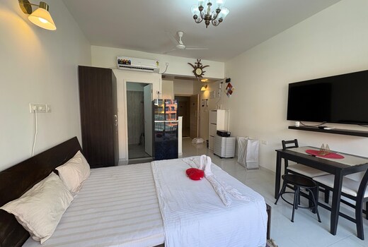 Good Stay Studio Apartment 307