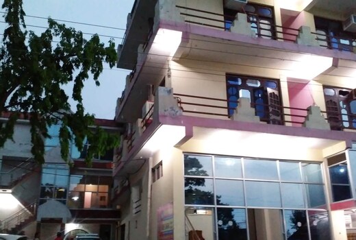 Hotel Vansh