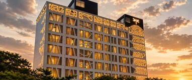 Dragonfly Hotel - The Art Hotel